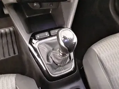 Photo 13 Opel Corsa  1.2 Turbo 100 ch BVM6