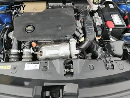 Photo 11 Peugeot 2008  BlueHDi 100 S&S BVM6