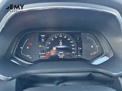 Photo 17 Renault Captur  TCe 140 EDC - 21