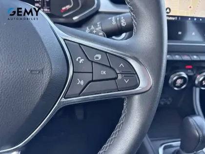 Photo 13 Renault Captur  TCe 140 EDC - 21