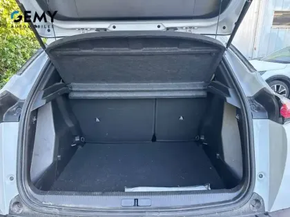 Photo 21 Peugeot 2008  100 S&S BVM6