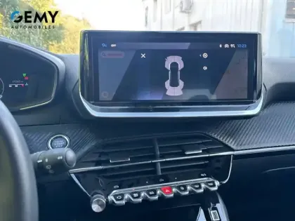 Photo 30 Peugeot 2008  100 S&S BVM6