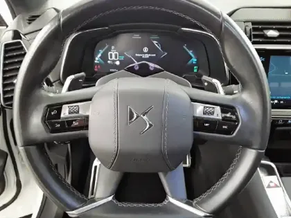 Photo 8 DS Ds 7 DS7 Crossback Hybride 300 E-Tense EAT8 4x4