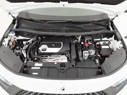 Photo 62 DS DS 7 DS7 Crossback Hybride 300 E-Tense EAT8 4x4