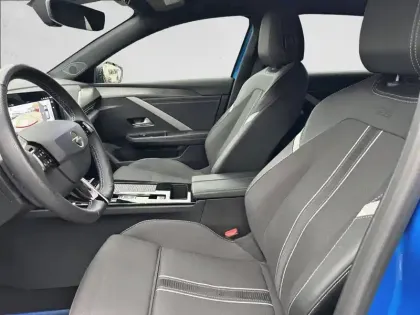 Photo 10 Opel Astra  Sports Tourer 1.5 Diesel 130 ch BVA8