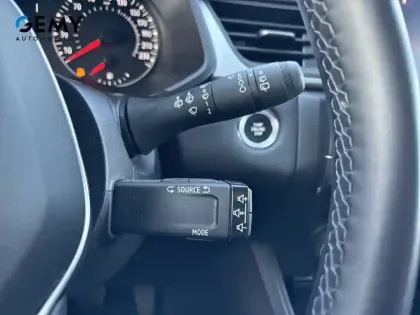 Photo 16 Renault Captur  TCe 90