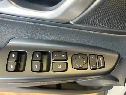 Photo 9 Hyundai Kona  Electrique 64 kWh - 204 ch