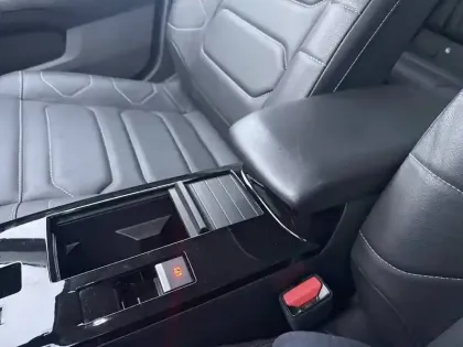 Photo 55 Citroën C4 Gén. III Ph1 Shine Pack 5