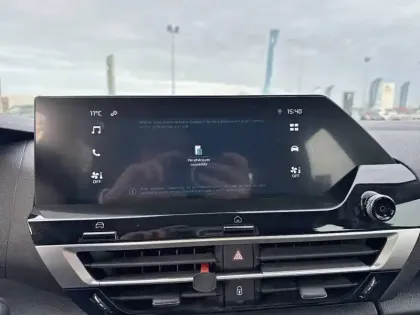 Photo 18 Citroën C4 e- 136 ch Automatique