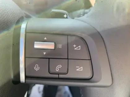 Photo 14 Citroën C4  Hybride 145 e-DCS6