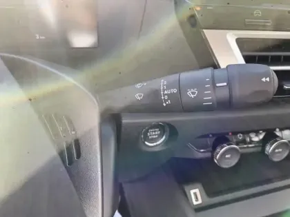 Photo 19 Citroën C4  Hybride 145 e-DCS6