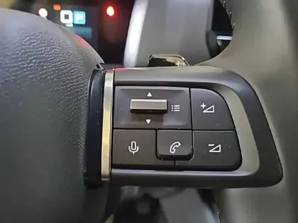 Photo 58 Citroën C4  Hybride 136 e-DCS6