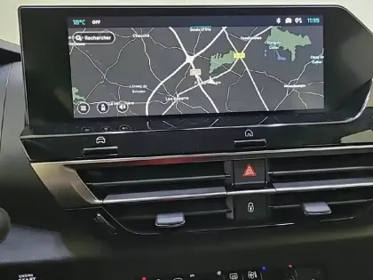 Photo 18 Citroën C4  Hybride 136 e-DCS6