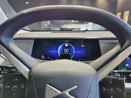 Photo 51 DS DS 8 DS N°8 230 ch FWD Standard Range