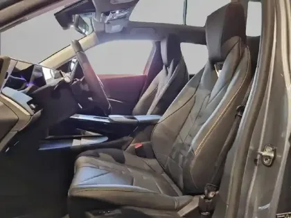 Photo 52 DS DS 8 DS N°8 230 ch FWD Standard Range