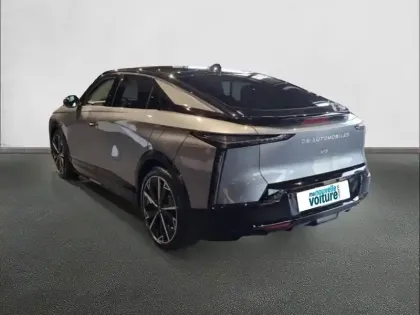 Photo 6 DS DS 8 DS N°8 230 ch FWD Standard Range