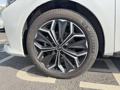 Photo 12 DS DS 4  PureTech 130 EAT8