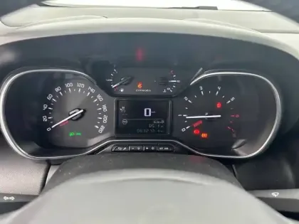 Photo 9 Citroën C3 Aircross  PureTech 110 S&S BVM6