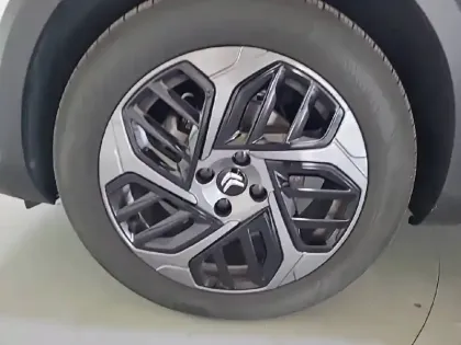 Photo 12 Citroën C4  BlueHDi 130 EAT8