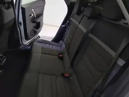 Photo 11 Citroën C4  BlueHDi 130 EAT8