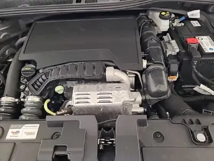 Photo 34 Citroën C4  PureTech 100 BVM6