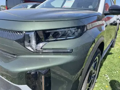 Photo 15 Citroën C3 Aircross e- 113 Automatique