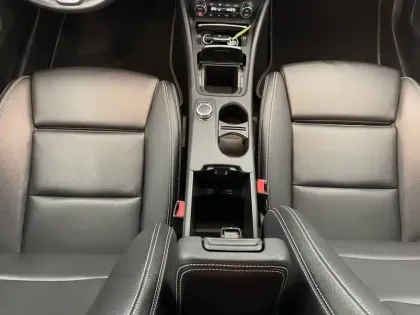 Photo 29 Mercedes CLA  200 d 7G-DCT