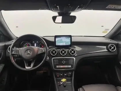 Photo 25 Mercedes CLA  200 d 7G-DCT