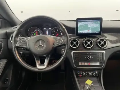 Photo 21 Mercedes CLA  200 d 7G-DCT
