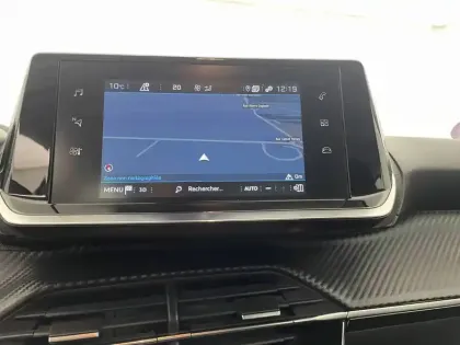 Photo 19 Peugeot 2008  PureTech 130 S&S EAT8