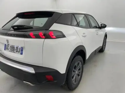 Photo 30 Peugeot 2008  PureTech 130 S&S EAT8