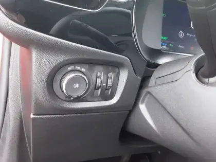 Photo 45 Opel Corsa Gén. VI Ph1 NG Edition 5