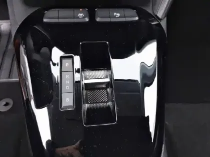 Photo 36 Opel Corsa Gén. VI Ph1 NG Edition 5