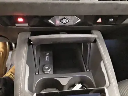 Photo 80 DS DS 4  PureTech 130 EAT8