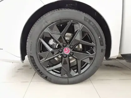 Photo 12 DS DS 4  PureTech 130 EAT8