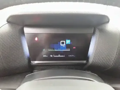 Photo 9 Citroën C4 e- 136 ch Automatique