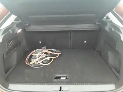 Photo 5 Citroën C4 e- 136 ch Automatique