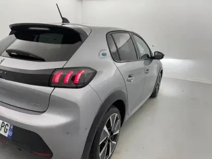 Photo 30 Peugeot 208  Electrique 50 kWh 136ch