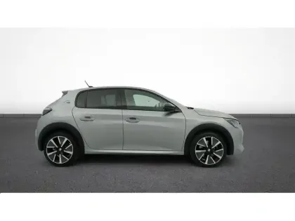 Photo 9 Peugeot 208  Electrique 50 kWh 136ch