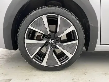 Photo 16 Peugeot 208  Electrique 50 kWh 136ch