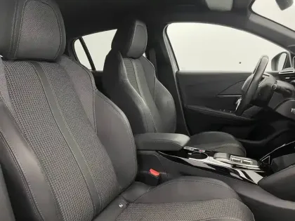 Photo 24 Peugeot 208  Electrique 50 kWh 136ch