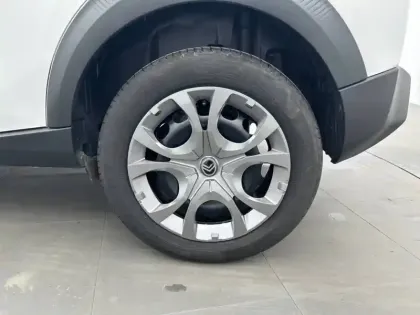 Photo 33 Citroën C3 Gén. IV Ph1 PLUS 5