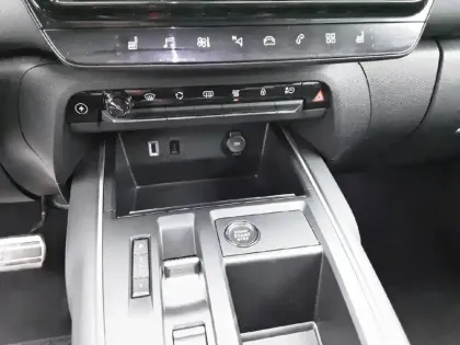 Photo 21 Citroën C5 aircross  Hybride Rechargeable 225 e-EAT8