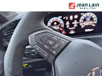 Photo 11 Volkswagen Tiguan  1.5 eTSI 150ch DSG7