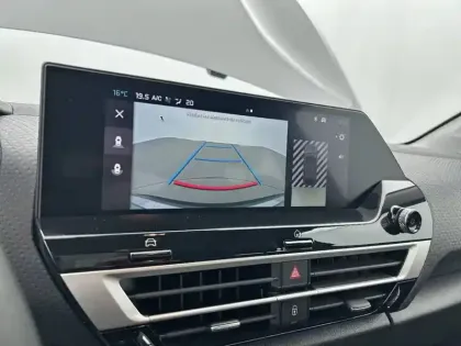 Photo 42 Citroën C4  Hybride 136 e-DCS6