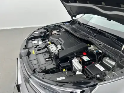 Photo 34 Citroën C4  Hybride 136 e-DCS6