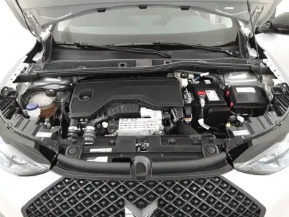 Photo 39 DS DS 3  PureTech 100 BVM6