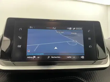 Photo 19 Peugeot 208  PureTech 75 S&S BVM5