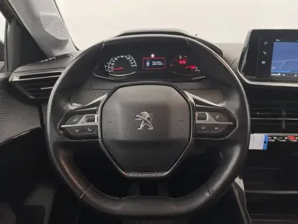 Photo 22 Peugeot 208  PureTech 75 S&S BVM5