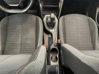 Photo 29 Peugeot 208  PureTech 75 S&S BVM5